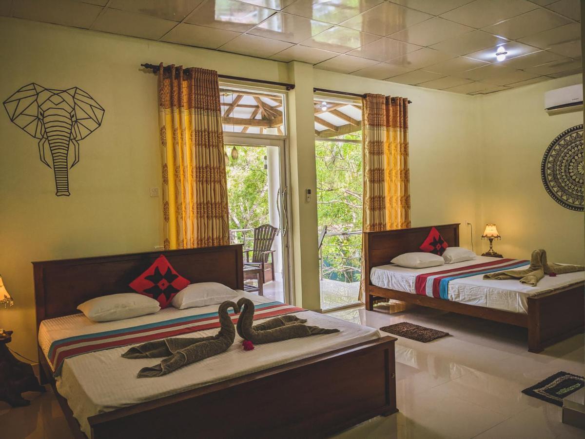 Choona Lodge 'View Of Sigiriya & Pidurangala With Sunrise' Ngoại thất bức ảnh