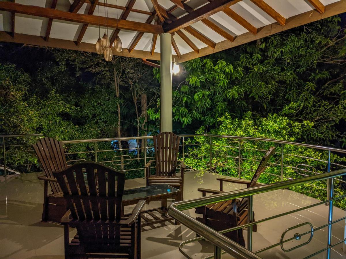 Choona Lodge 'View Of Sigiriya & Pidurangala With Sunrise' Ngoại thất bức ảnh