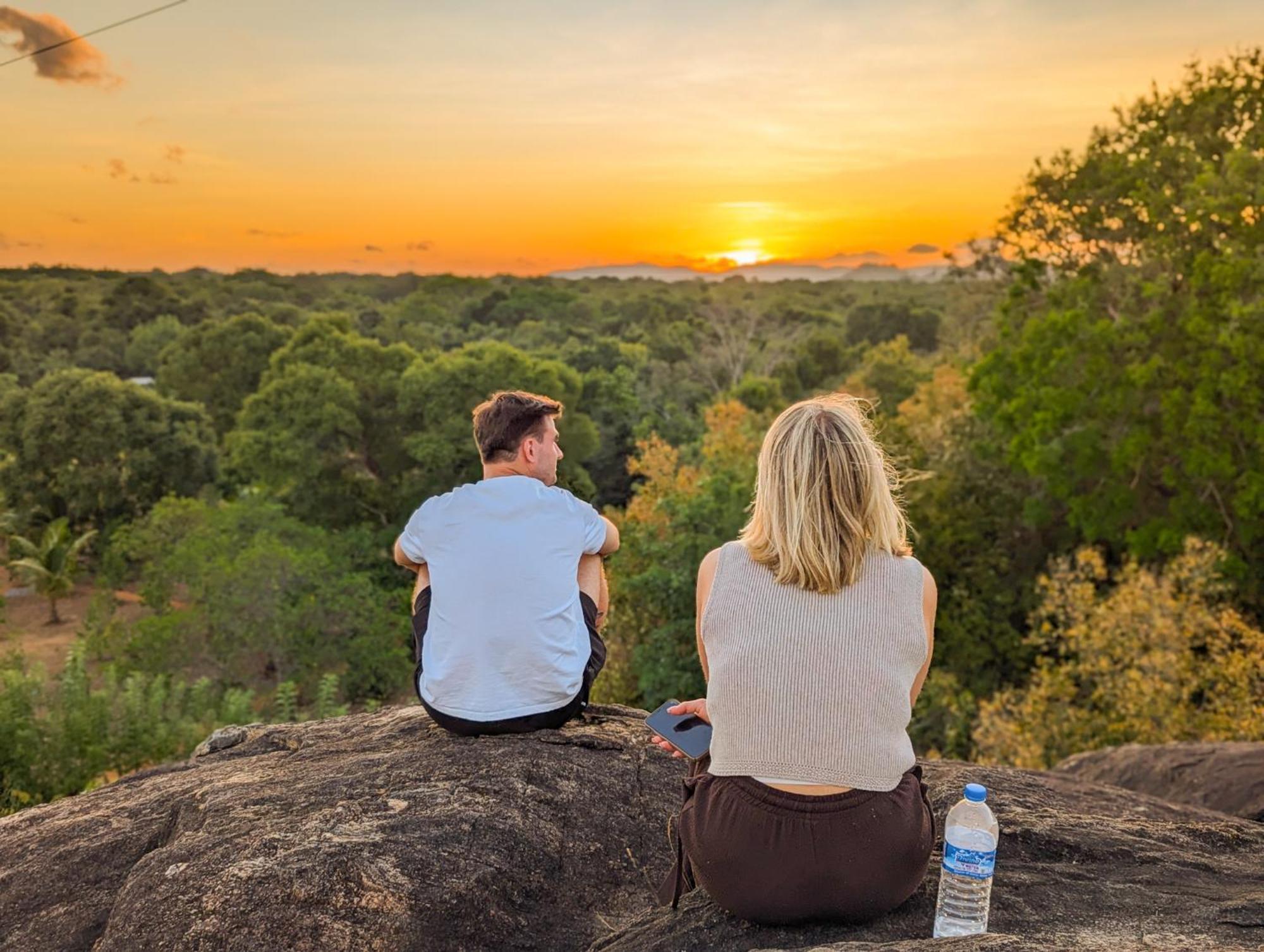 Choona Lodge 'View Of Sigiriya & Pidurangala With Sunrise' Ngoại thất bức ảnh
